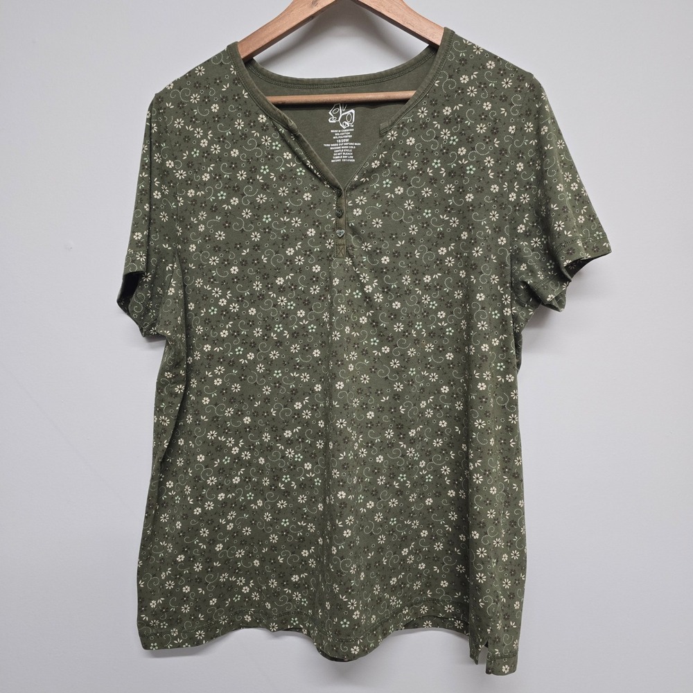 Fashion But Henley Top Women 18/20W Green Floral Heart Buttons Cottagecore